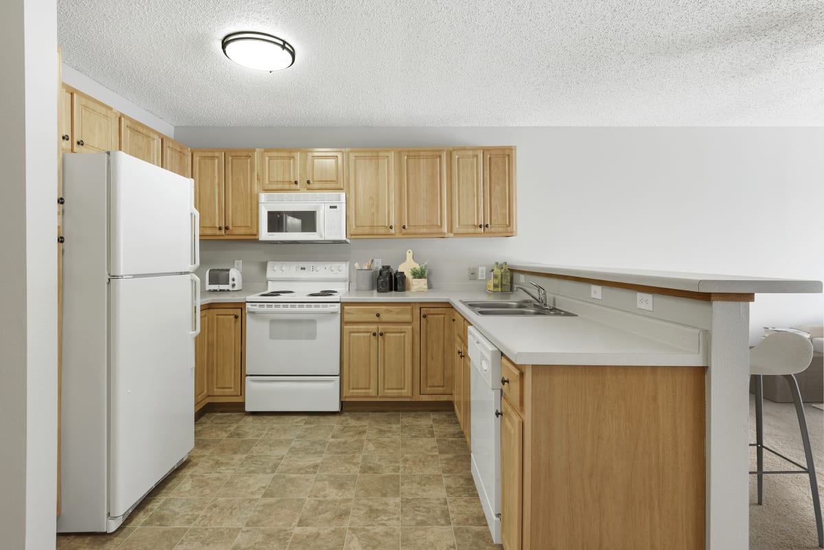 Plymouth, MN Apartments for Rent Shadow Hills